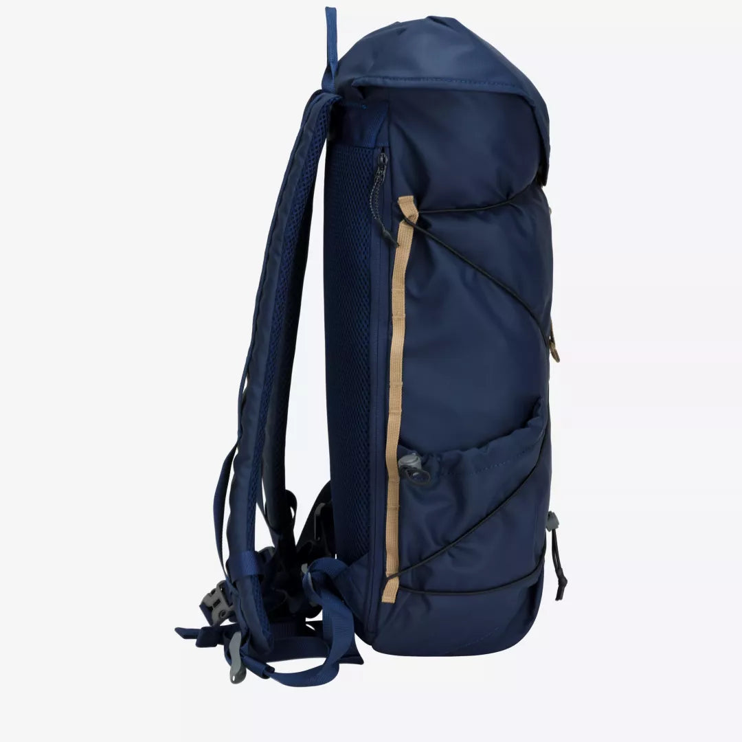 Elliker Wharfe Flapover Backpack