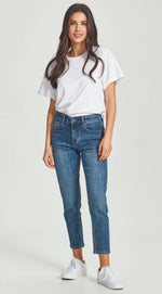 Load image into Gallery viewer, Junkfood Kailey Short Stuff Jeans Dark Blue
